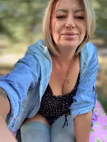 Milena-MilfaXXX Adult Chat August 27, 2025