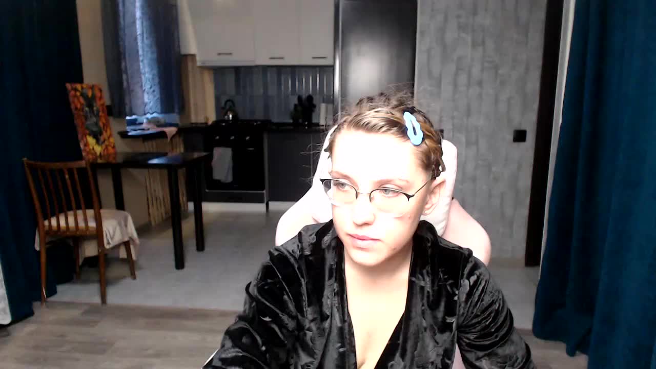 Regimasmile Adult Chat August 27, 2025