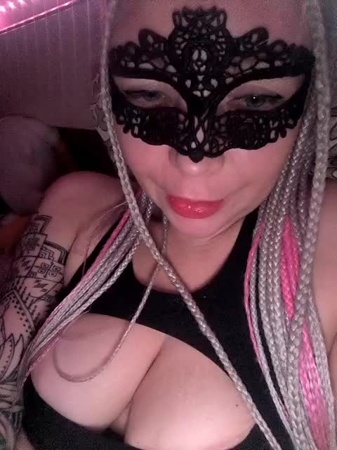 TilyTily Adult Chat August 27, 2025