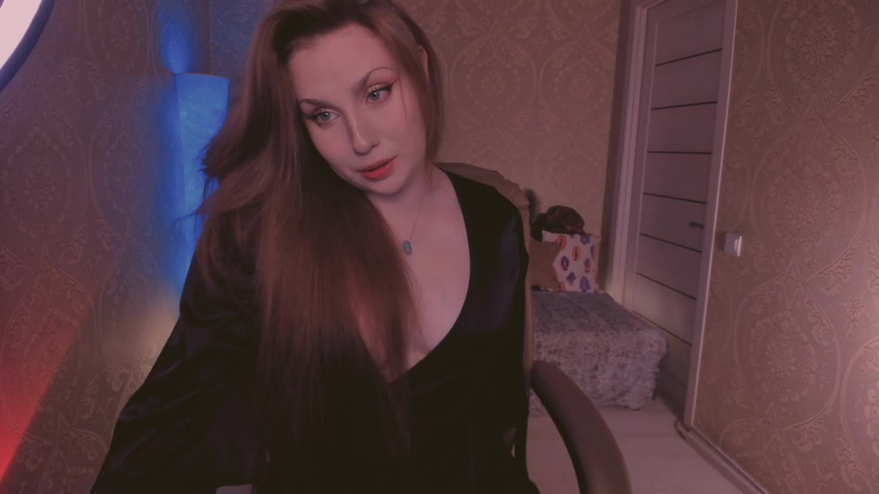 Esmeerrr Adult Chat August 27, 2025