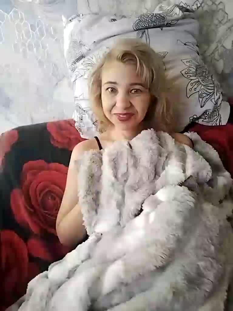 AsyaLorna Adult Chat August 27, 2025