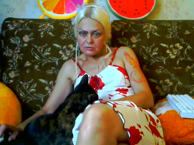 Gardener_of_Illusions Adult Chat August 27, 2025