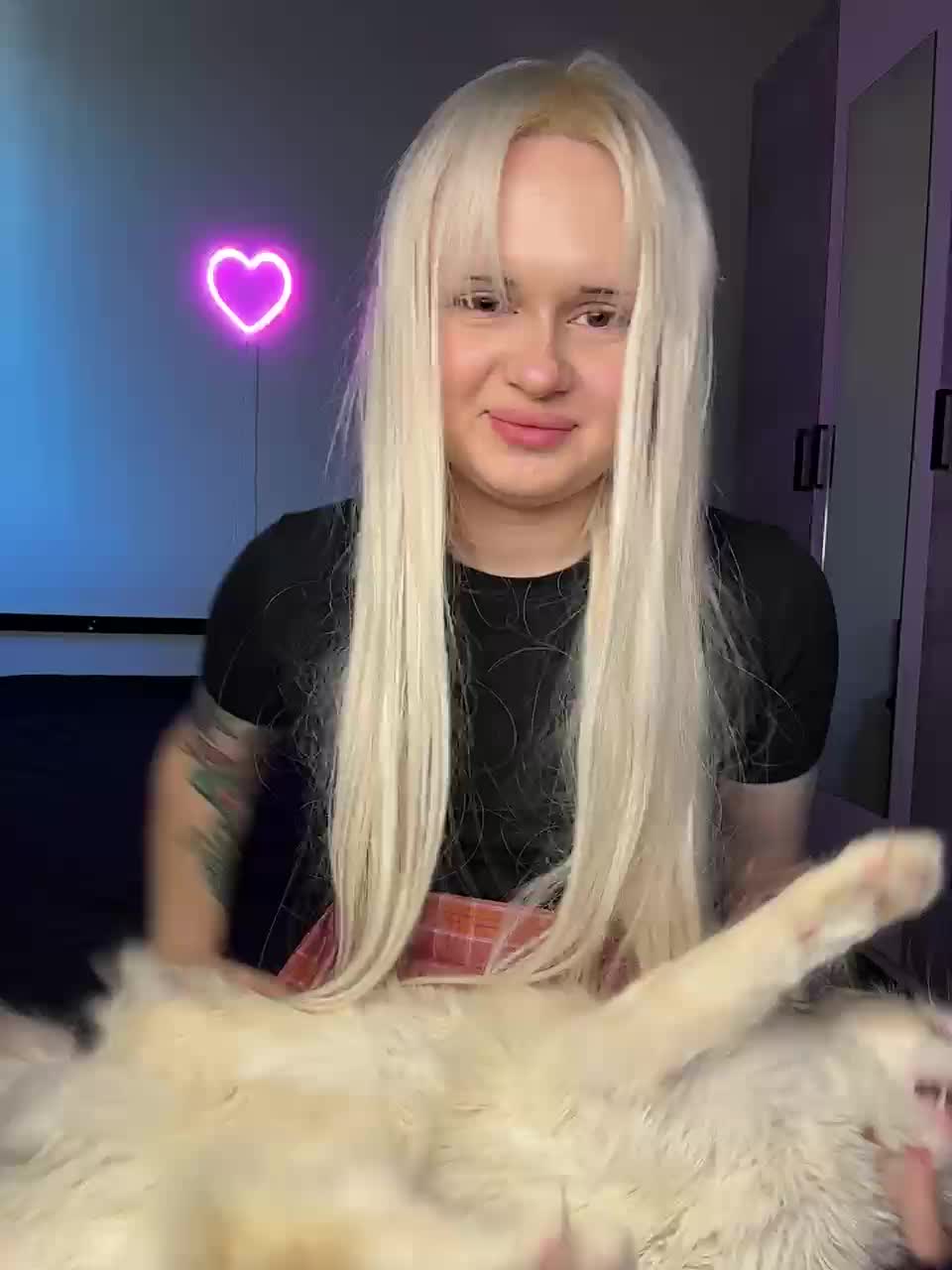 LuxBby Adult Chat August 27, 2025