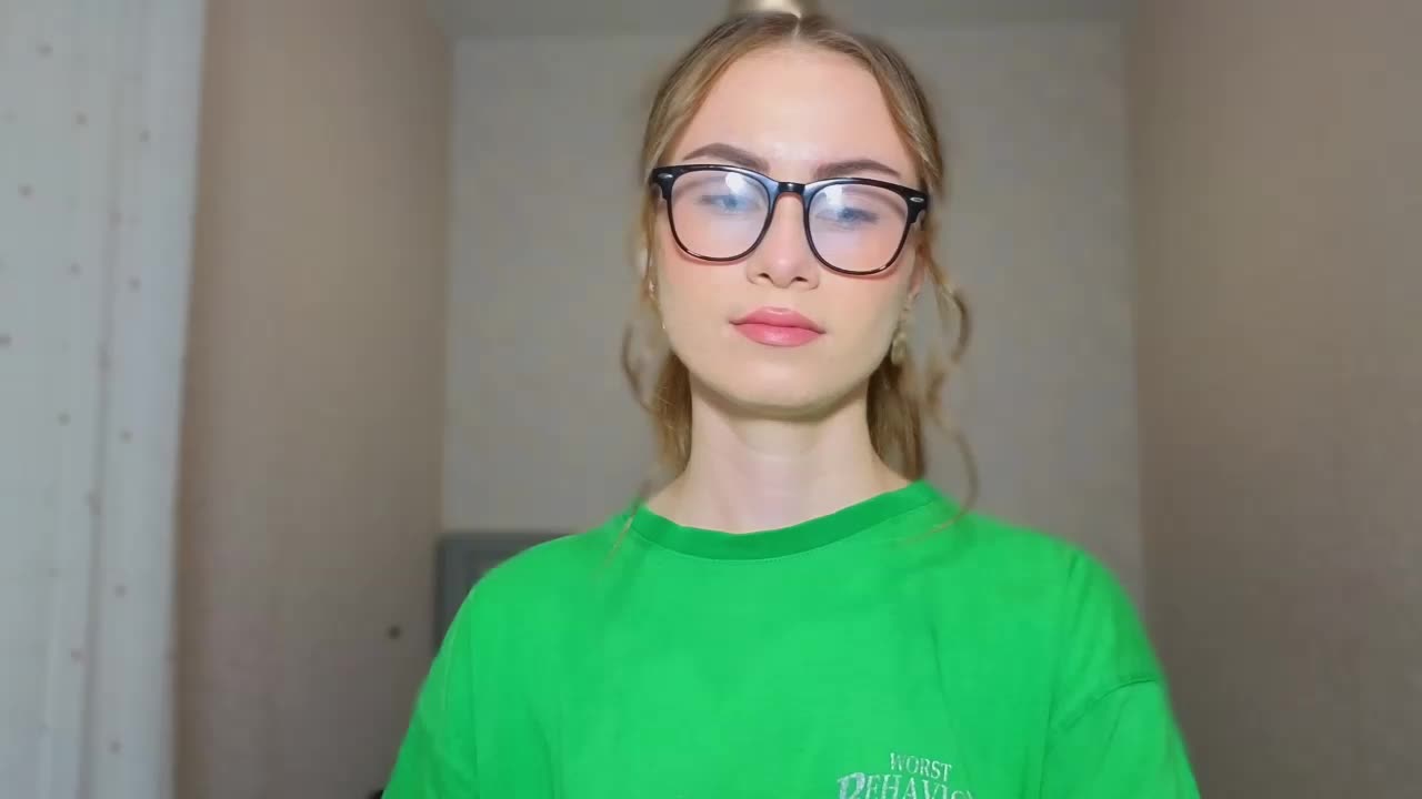 AminaLuxuryyy Adult Chat August 27, 2025