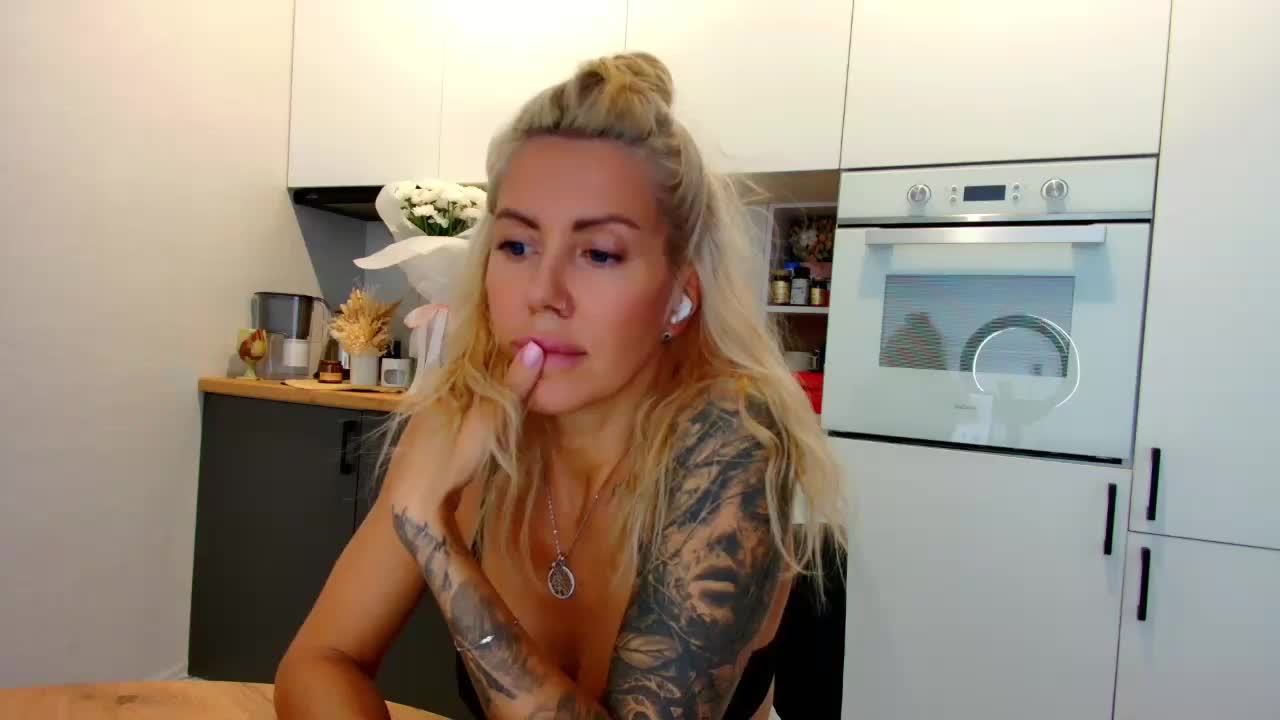 BlackAngel_ Adult Chat August 27, 2025