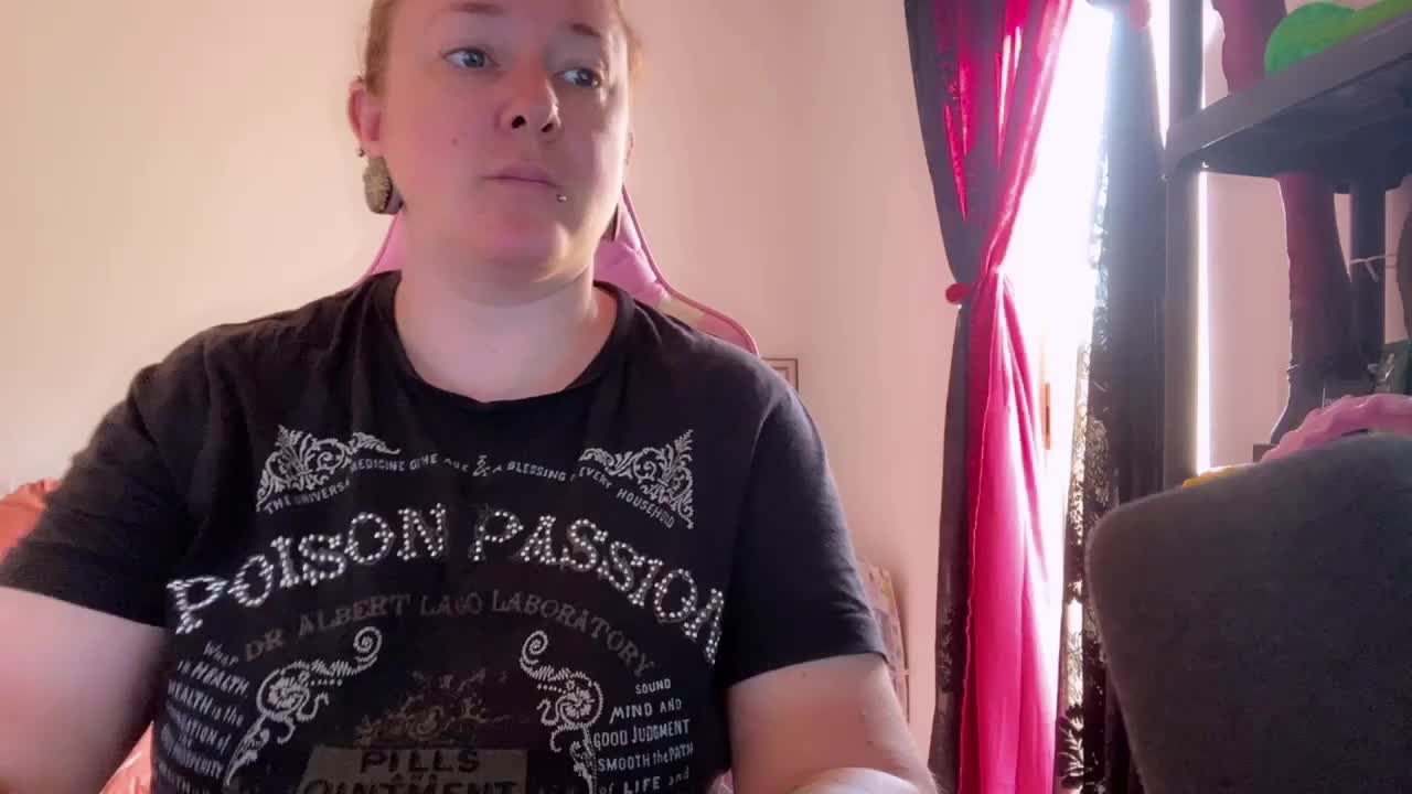 NylonQueen Adult Chat August 27, 2025