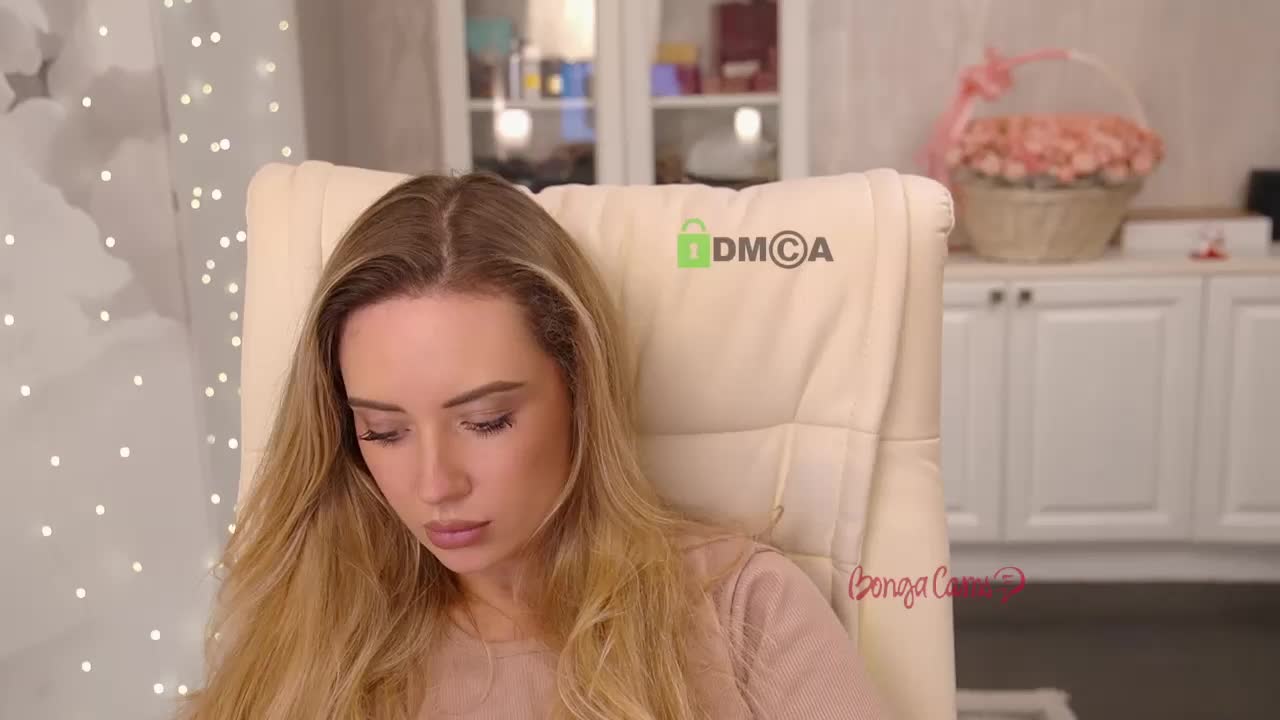 AnnaPopy Adult Chat August 27, 2025