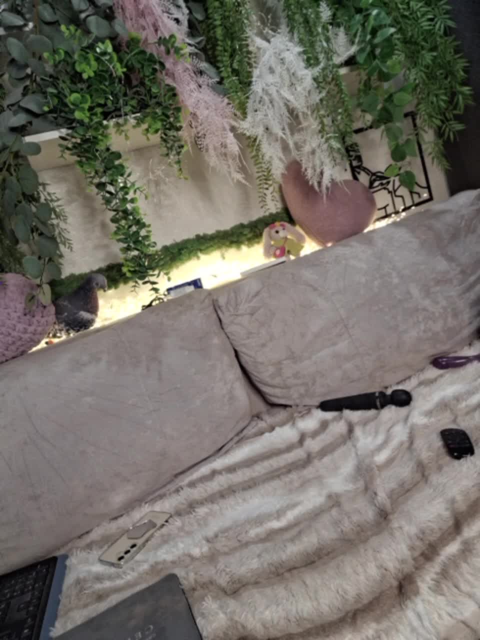 -scyrim- Adult Chat August 27, 2025