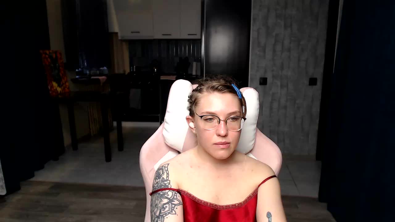 Regimasmile Adult Chat August 27, 2025