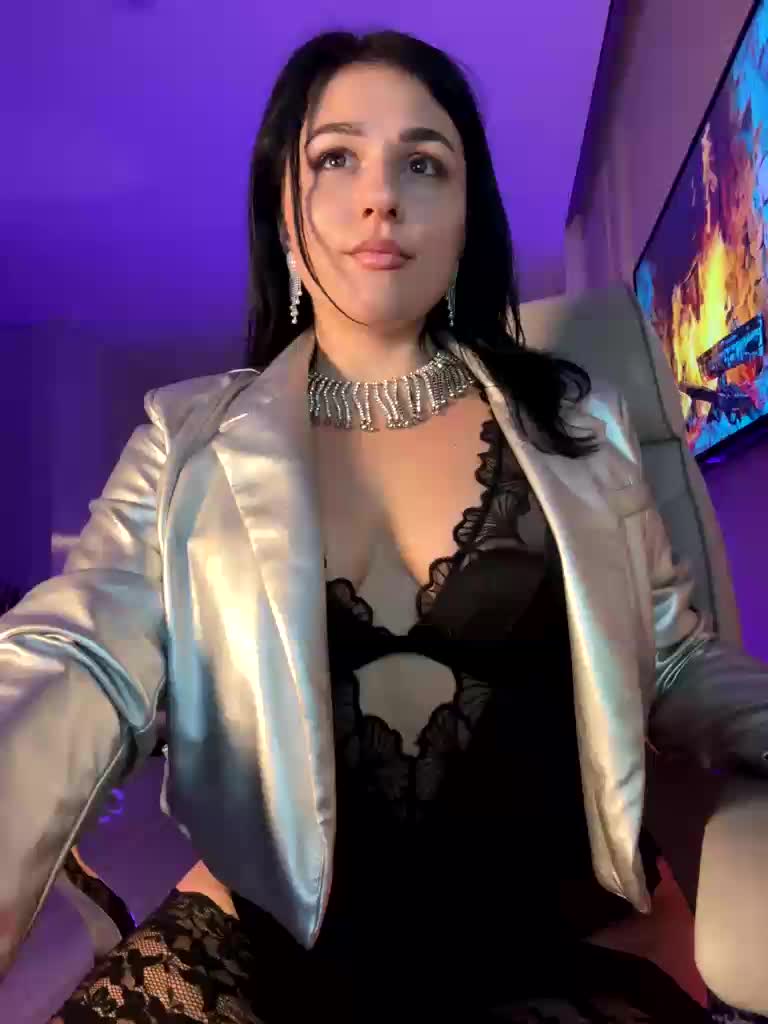 MiaCherry7 Adult Chat August 27, 2025