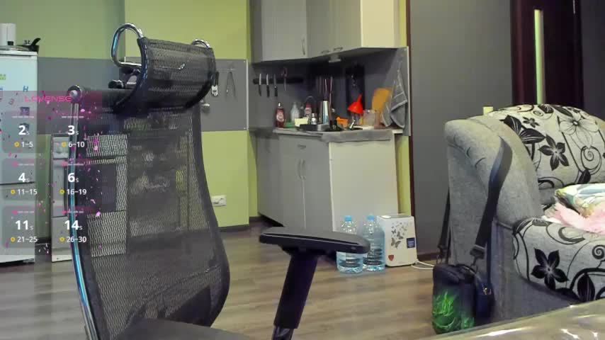 1lindsey1 Adult Chat August 27, 2025