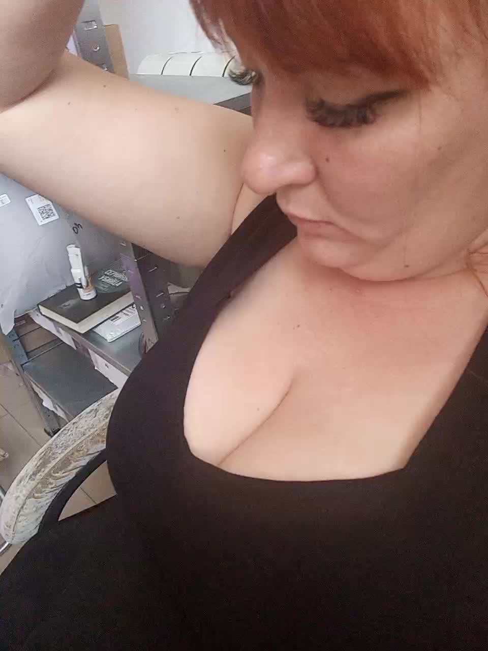 MiaLovely Adult Chat August 27, 2025