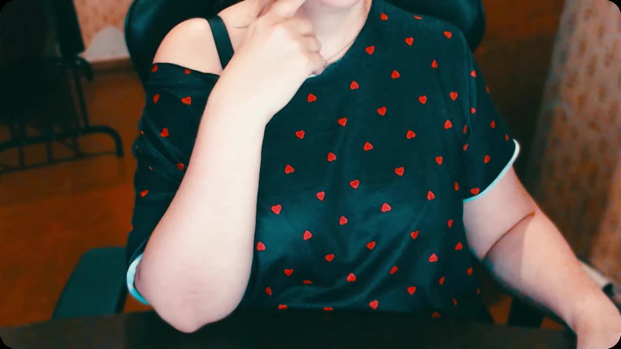 Alisa1917 Adult Chat August 27, 2025