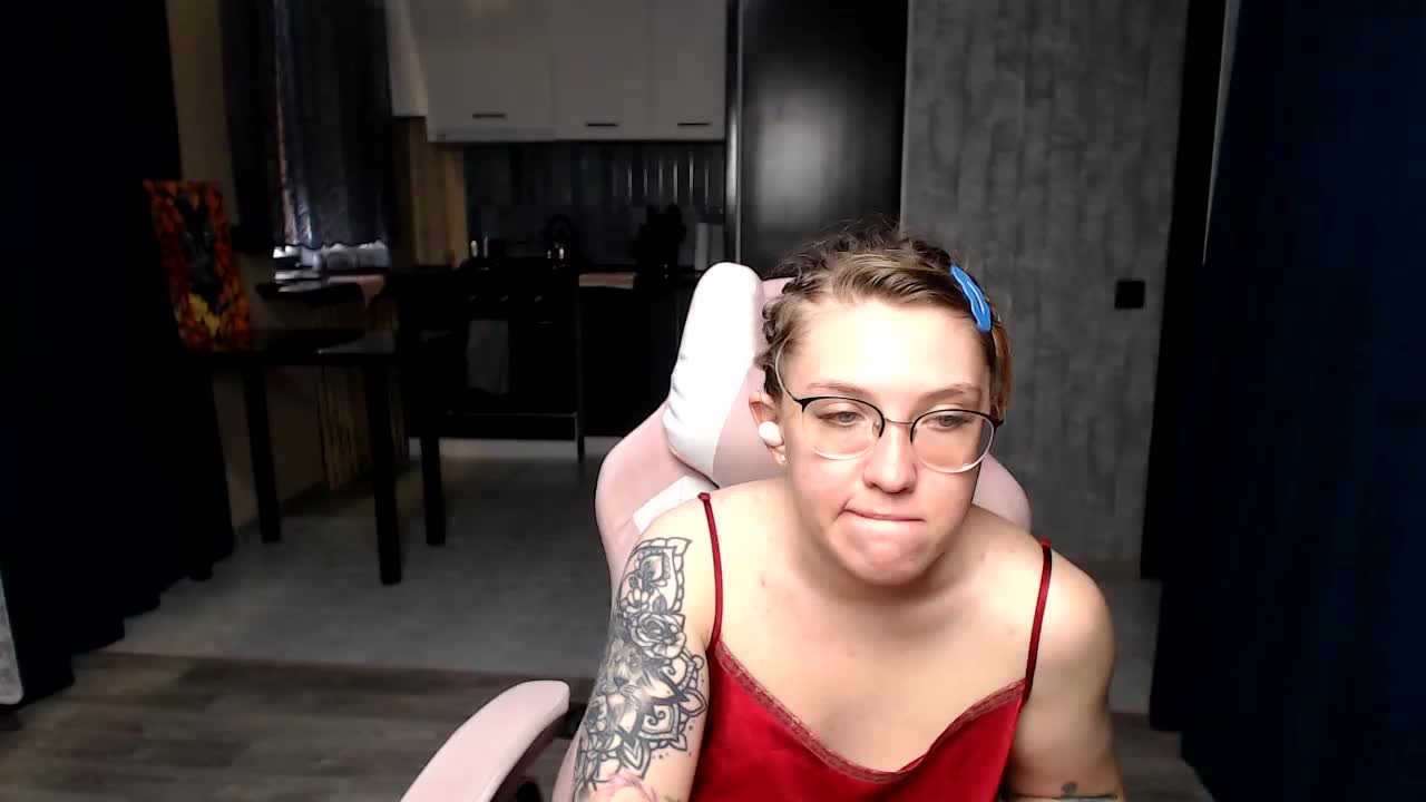 Regimasmile Adult Chat August 27, 2025