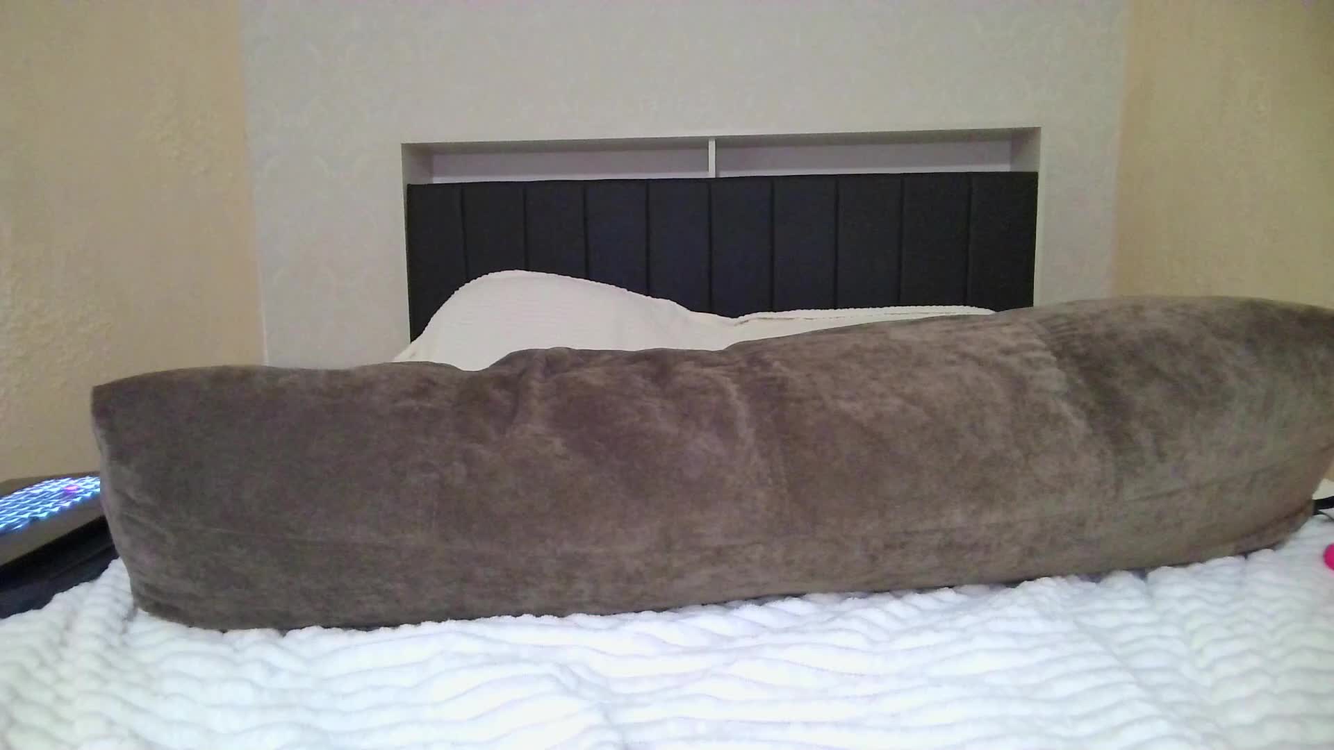 Adel0299 Adult Chat August 28, 2025