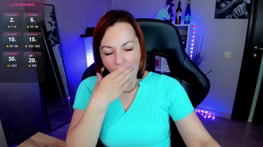 Serena_Woods Adult Chat August 28, 2025