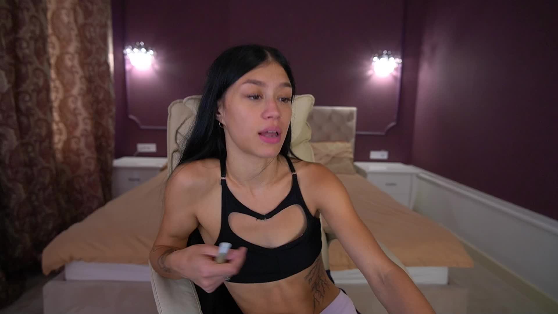 FataleNellie Adult Chat August 28, 2025