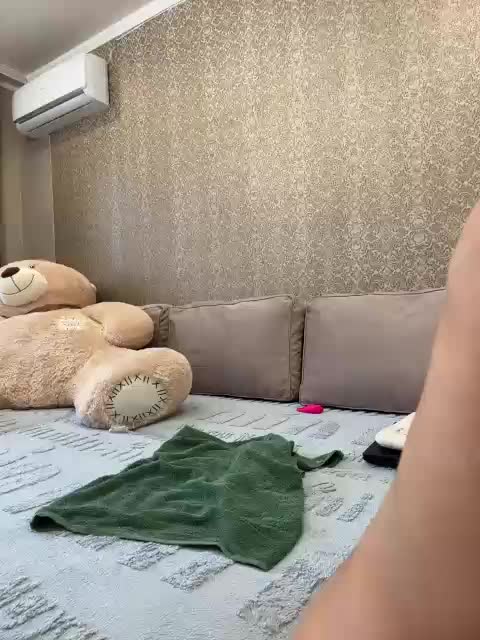 Adel9 Adult Chat August 27, 2025