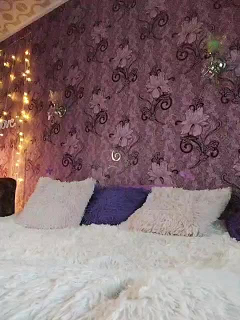 SexyKitty75-1 Adult Chat August 28, 2025