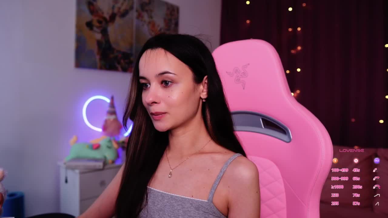 JuicyAngel Adult Chat August 28, 2025