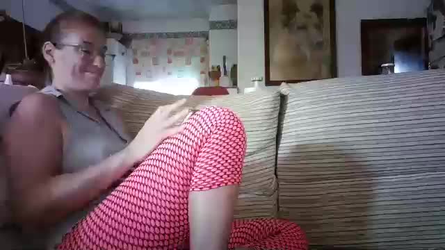 lolahueso Adult Chat August 28, 2025