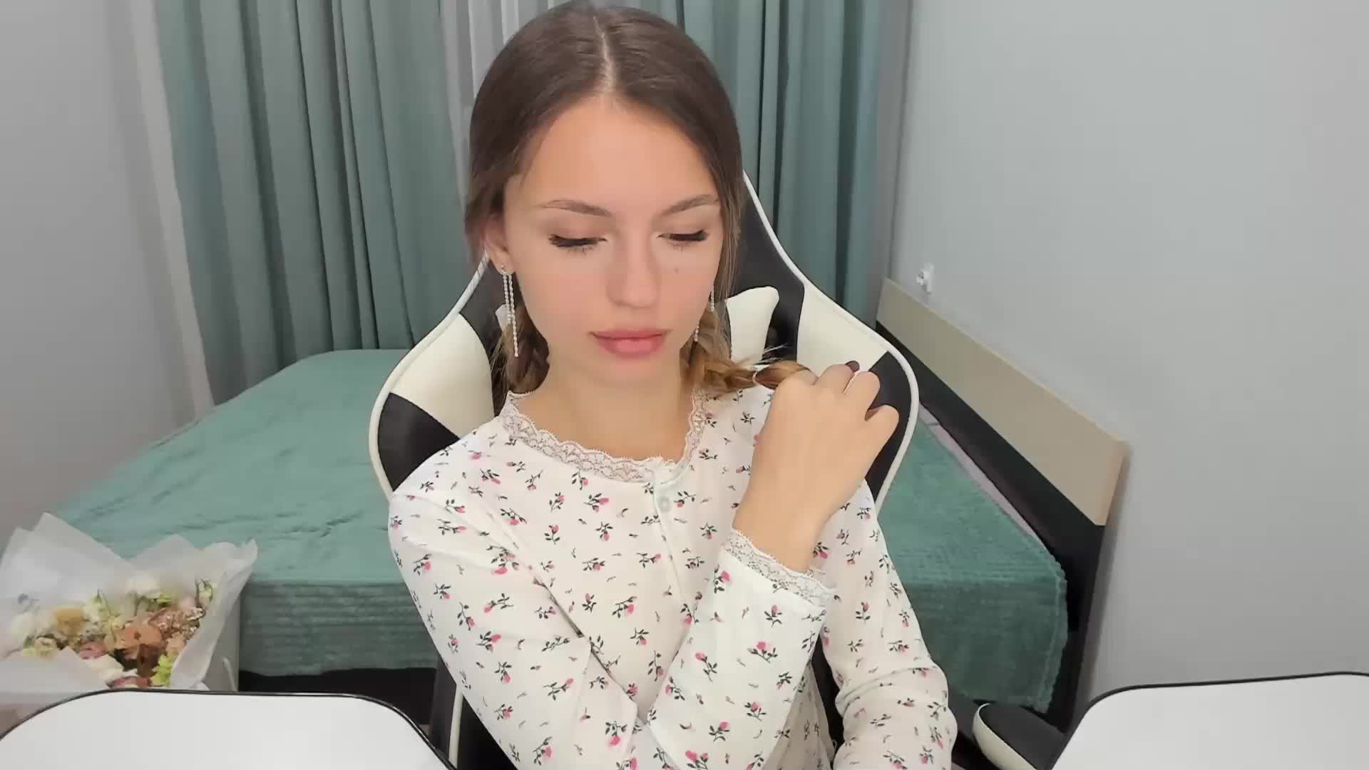 EmilySkout Adult Chat August 28, 2025