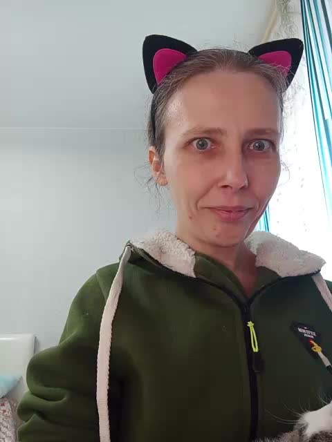 -Queen-Margo- Adult Chat August 28, 2025