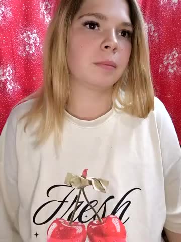 Zuli_Kiska Adult Chat August 28, 2025