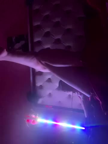 Flossy_Vettie Adult Chat August 28, 2025