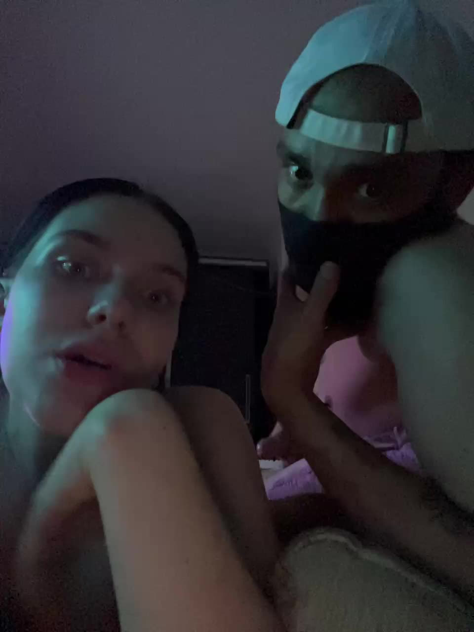 muzhzhena911 Adult Chat August 28, 2025