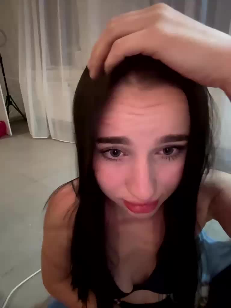 Yana777a Adult Chat August 28, 2025