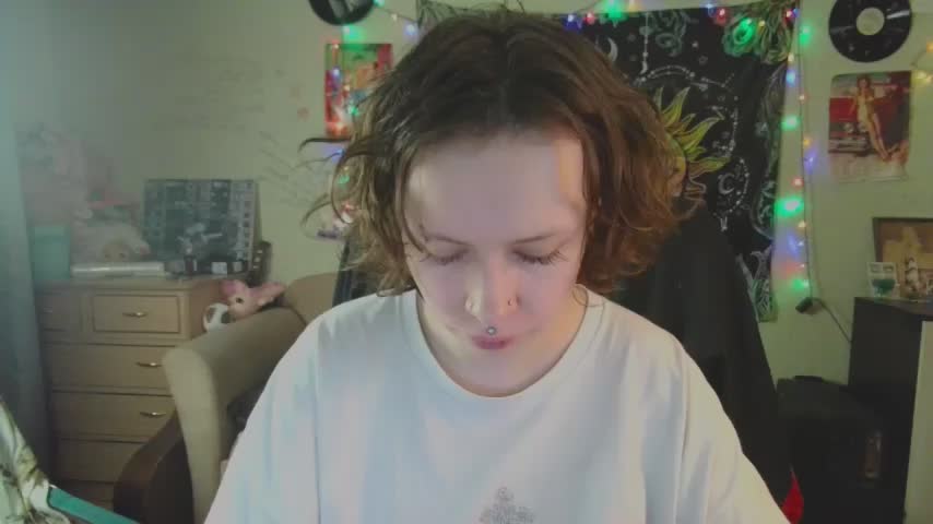 Lil_foxxx Adult Chat August 28, 2025