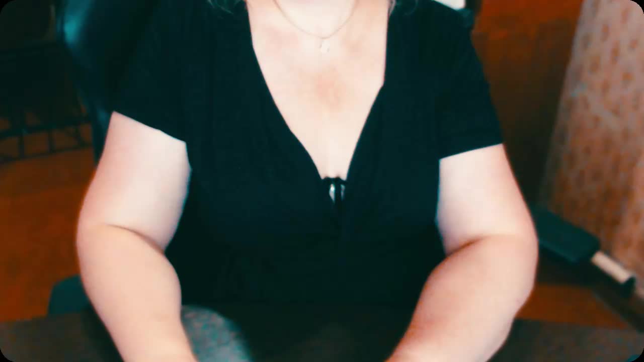 Alisa1917 Adult Chat August 28, 2025