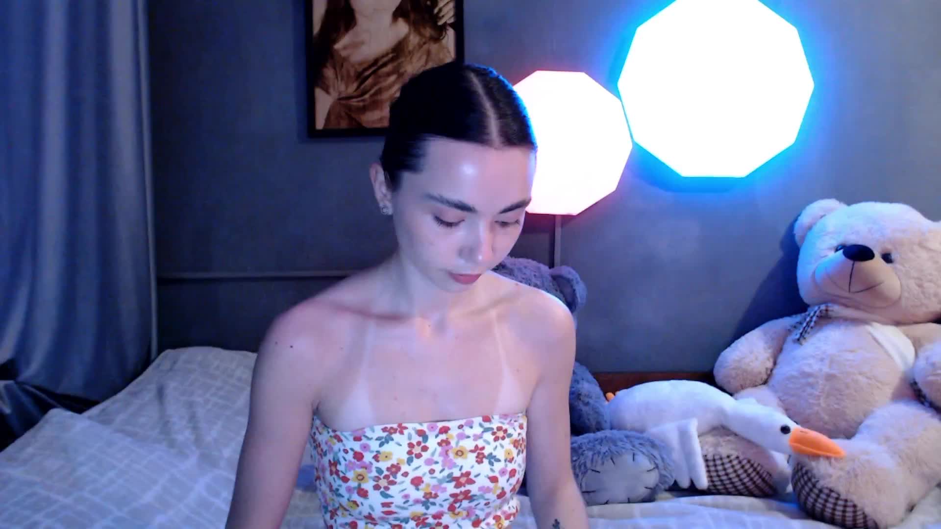 Miuzxc Adult Chat August 28, 2025