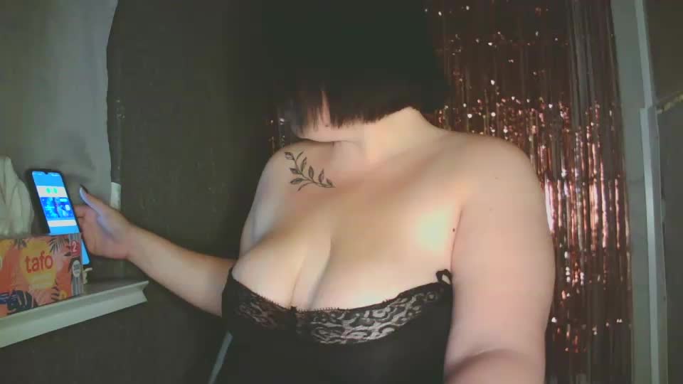 Adelina02 Adult Chat August 28, 2025