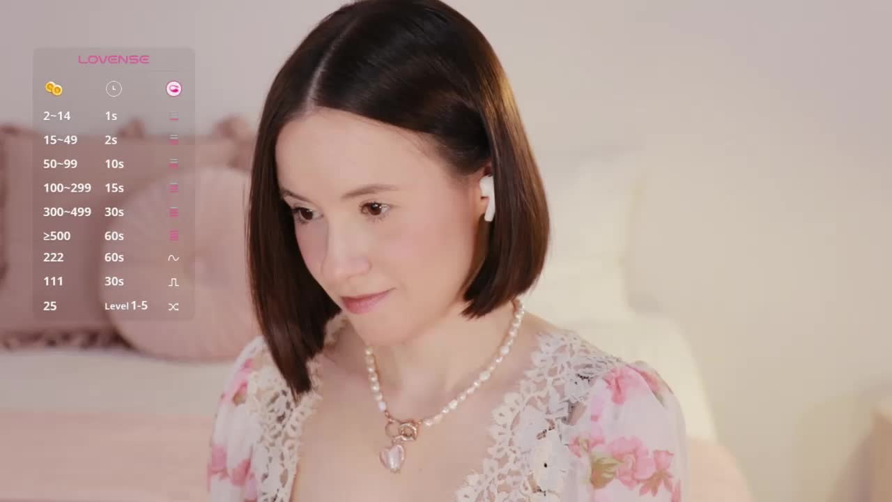 MissEssie Adult Chat August 28, 2025