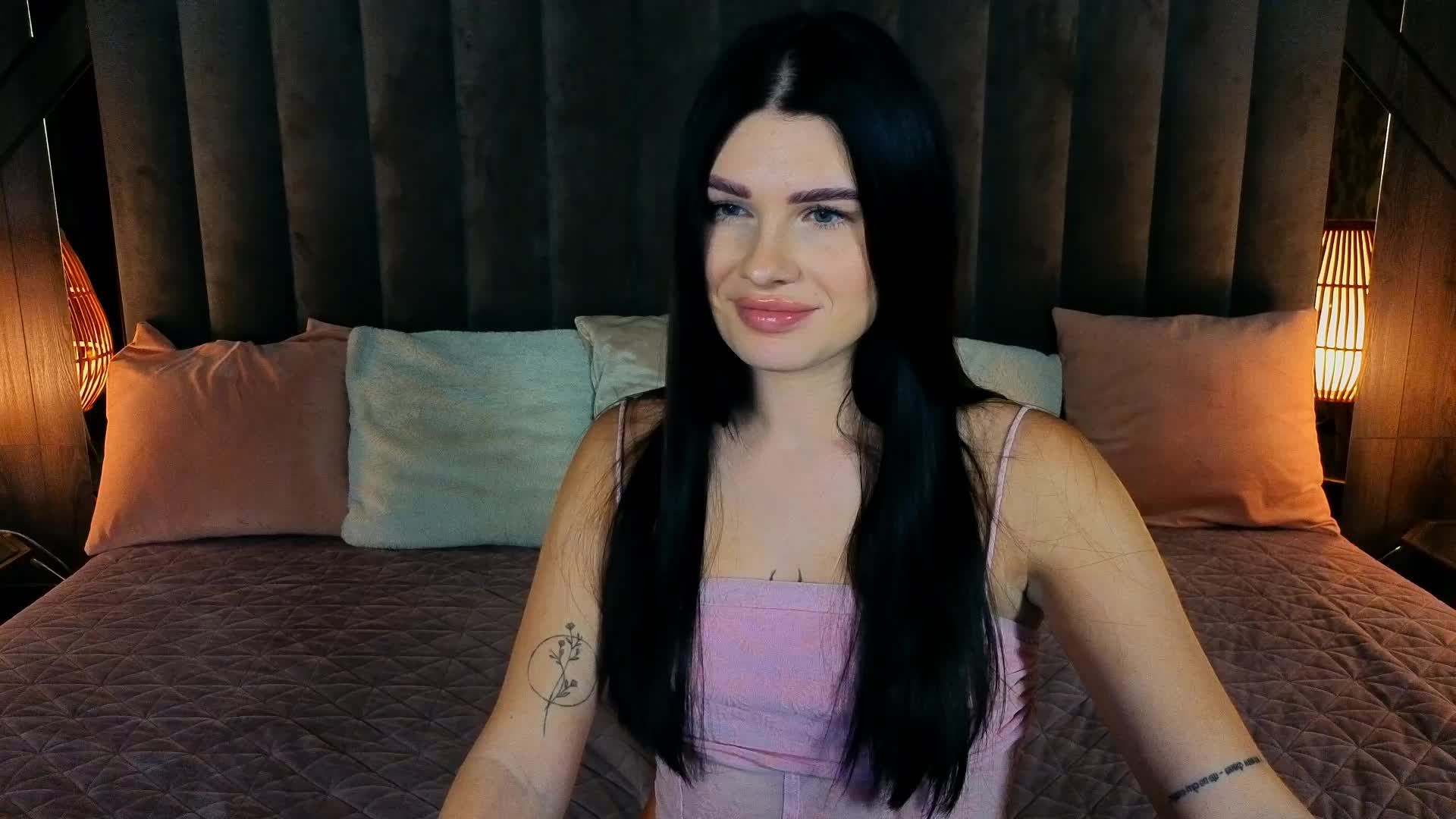 NeylaCharm Adult Chat August 28, 2025