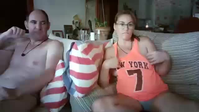 lolahueso Adult Chat August 28, 2025