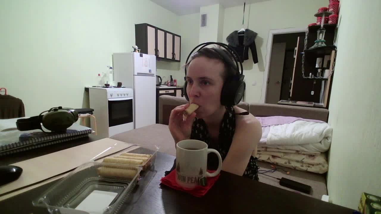 Magretta_Dering Adult Chat August 28, 2025