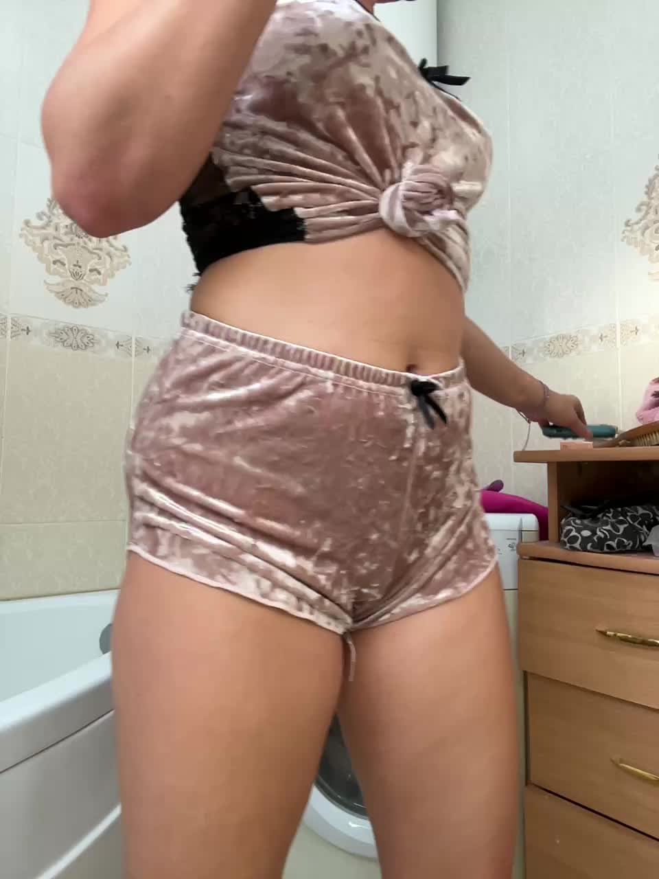 Lady-Dee Adult Chat August 29, 2025