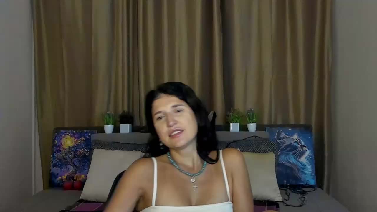 AliannaSoloKisses Adult Chat August 29, 2025