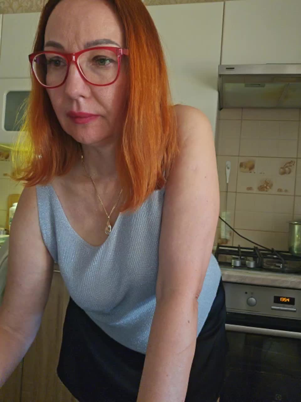 Pink-Lips Adult Chat August 28, 2025