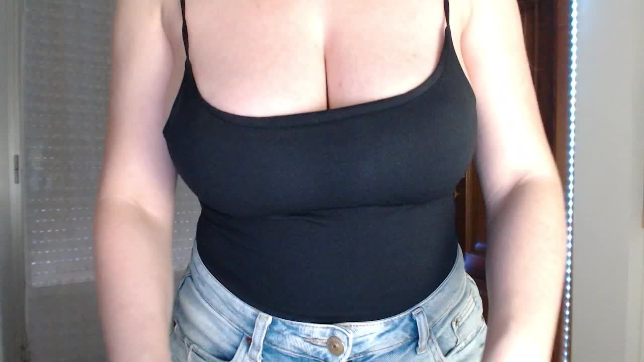 Alina-Lovely Adult Chat August 29, 2025