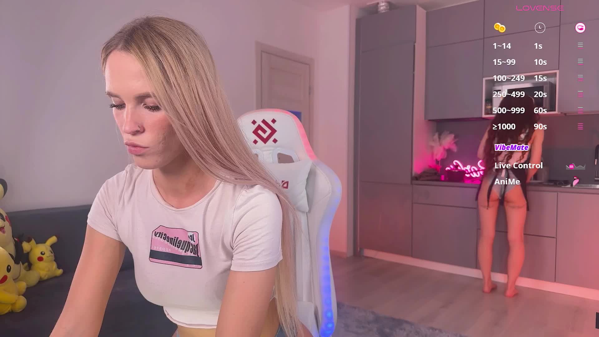 BlushMikki Adult Chat August 28, 2025