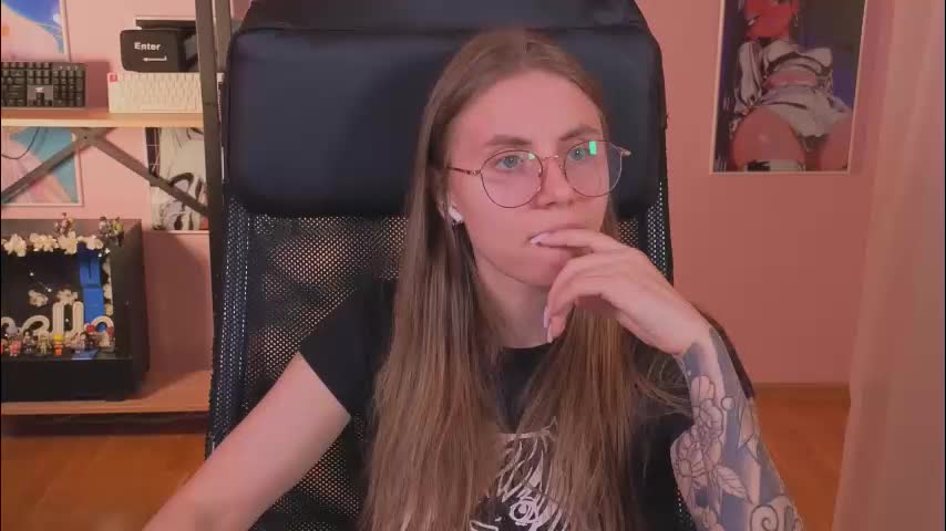 _lovelylove_ Adult Chat August 28, 2025