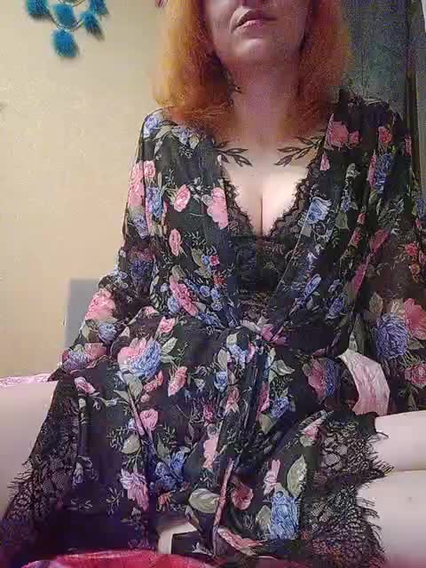 --Mari-- Adult Chat August 29, 2025