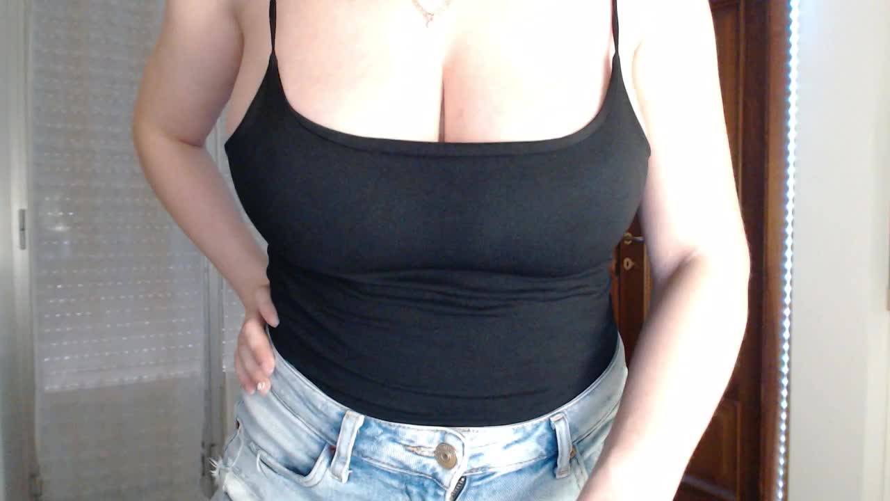 Alina-Lovely Adult Chat August 28, 2025