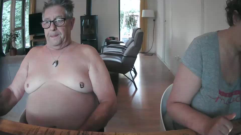 woodwurm Adult Chat August 29, 2025