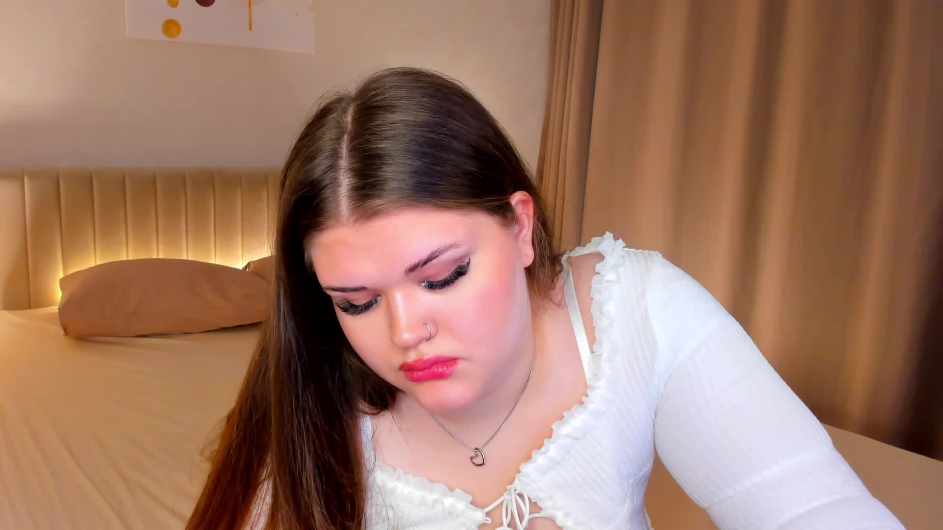 elle-one Adult Chat August 29, 2025