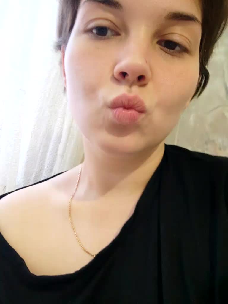 SweetyKitty25 Adult Chat August 29, 2025